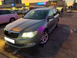 Škoda Superb Combi 2.0 TDI CR 170k Elegance DSG full