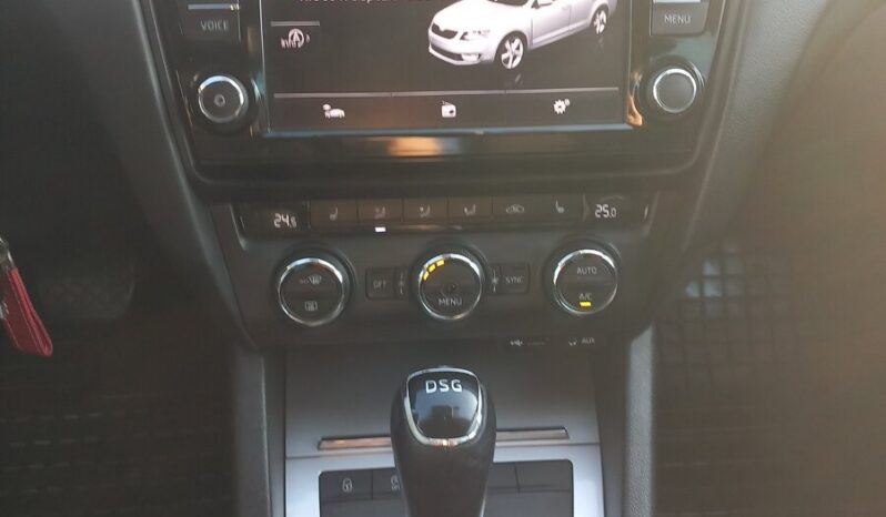 Škoda Octavia Combi 2.0 TDI Elegance/Style DSG full