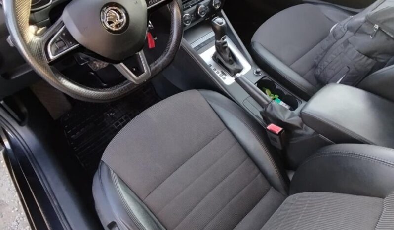 Škoda Octavia Combi 2.0 TDI Elegance/Style DSG full