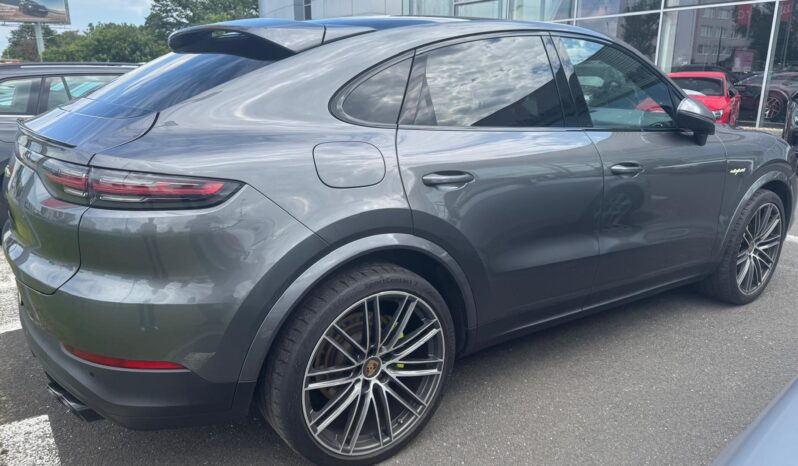 Porsche Cayenne E-Hybrid 4×4 A/T full