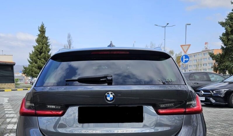 BMW Rad 3 Touring 320d mHEV xDrive A/T full