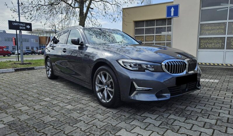 BMW Rad 3 Touring 320d mHEV xDrive A/T full