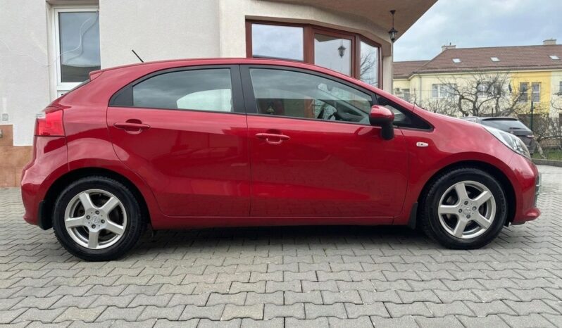 Kia Rio 1.2 D-CVVT Silver full
