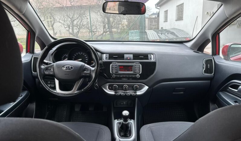 Kia Rio 1.2 D-CVVT Silver full