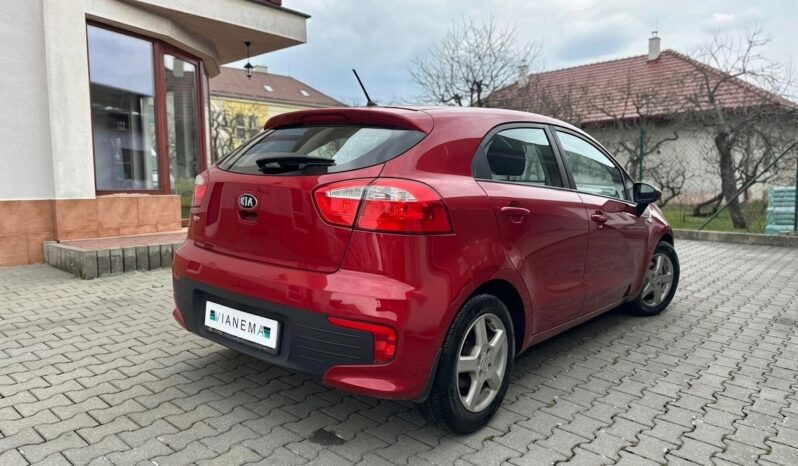 Kia Rio 1.2 D-CVVT Silver full