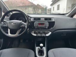 Kia Rio 1.2 D-CVVT Silver full