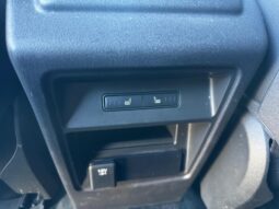 Land Rover Discovery Sport 2.0L TD4 HSE Luxury AT full