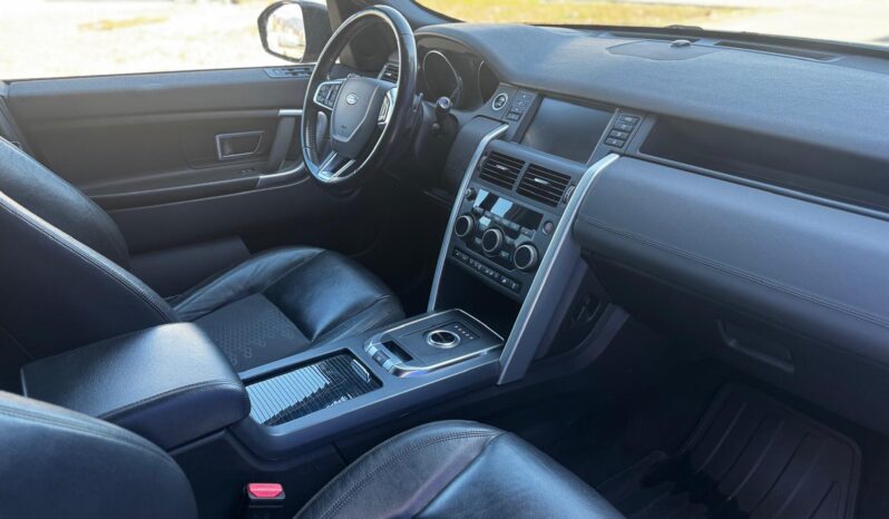 Land Rover Discovery Sport 2.0L TD4 HSE Luxury AT full
