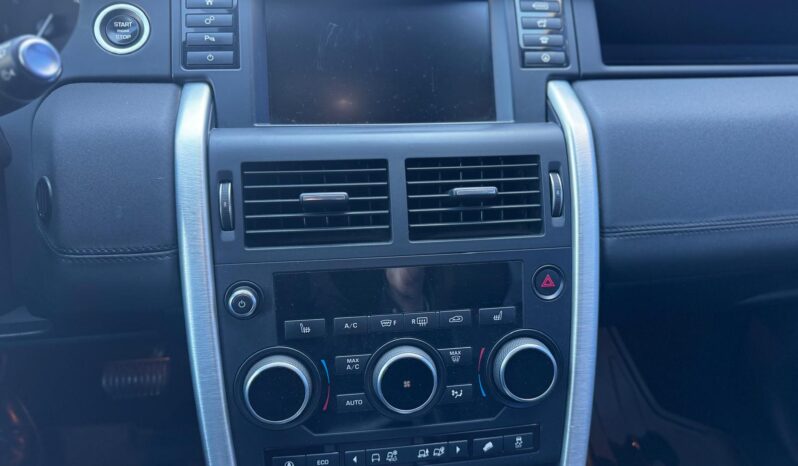 Land Rover Discovery Sport 2.0L TD4 HSE Luxury AT full