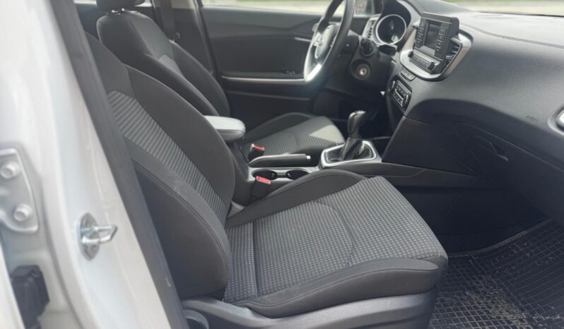 Kia Ceed 1.0 T-GDi 100k Silver, DPH full