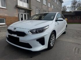 Kia Ceed 1.0 T-GDi 100k Silver, DPH