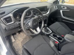 Kia Ceed 1.0 T-GDi 100k Silver, DPH full