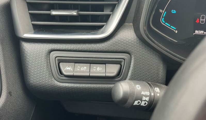 Renault Clio 1.6 E-TECH Hybrid full