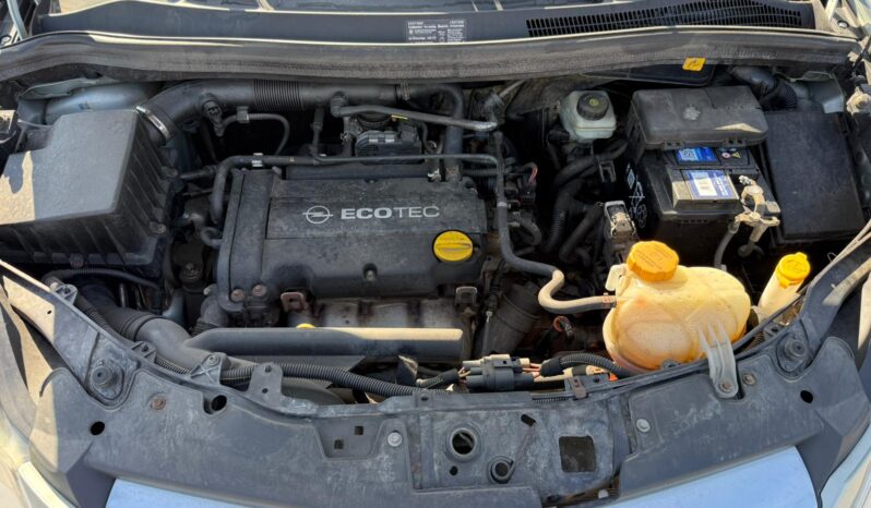 Opel Corsa 1.4 16V Enjoy A/T full