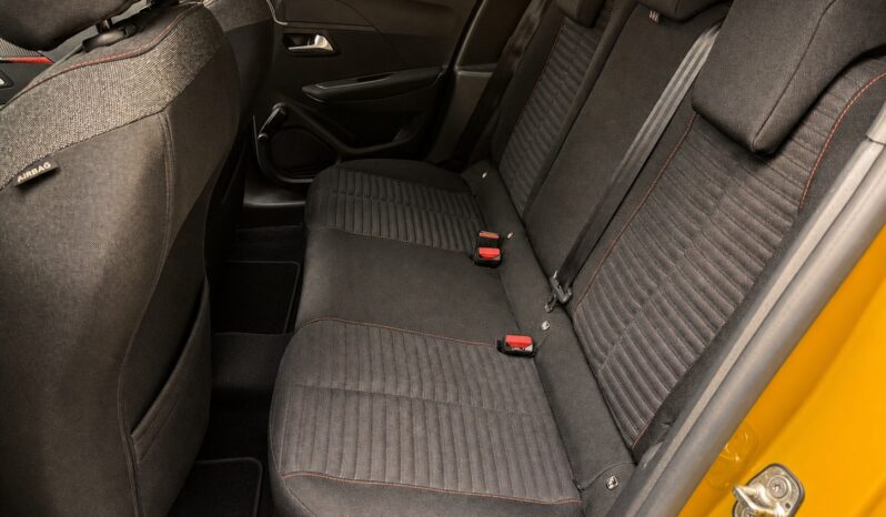 Peugeot 208 1.2 PureTech 100 GT Line EAT8 full