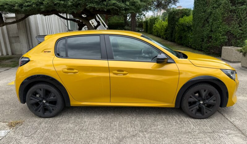 Peugeot 208 1.2 PureTech 100 GT Line EAT8 full