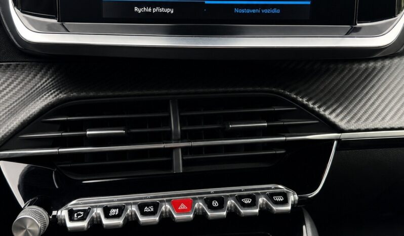 Peugeot 208 1.2 PureTech 100 GT Line EAT8 full