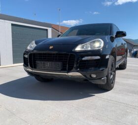 Porsche Cayenne Turbo Tiptronic