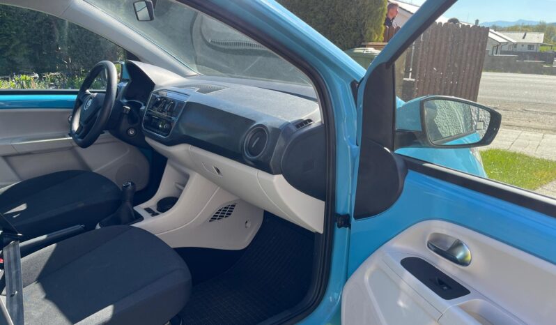 Volkswagen Up Up 1.0 move up Slovakia full