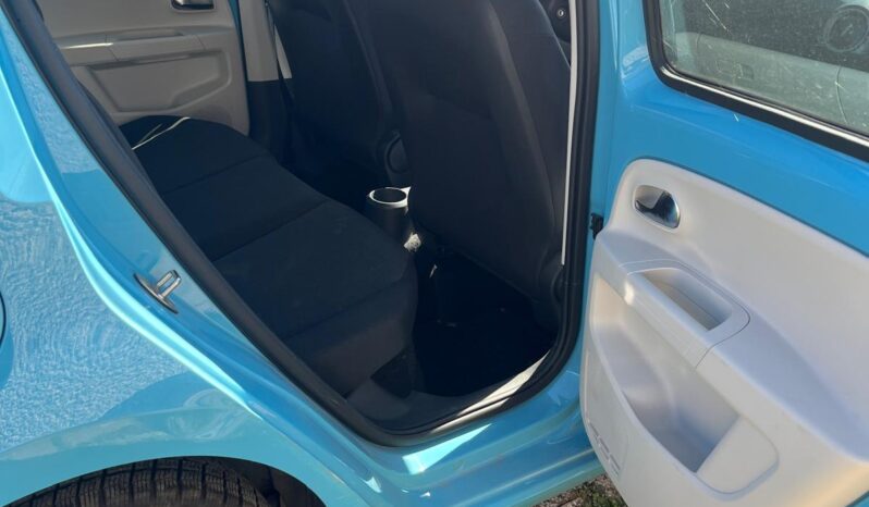 Volkswagen Up Up 1.0 move up Slovakia full