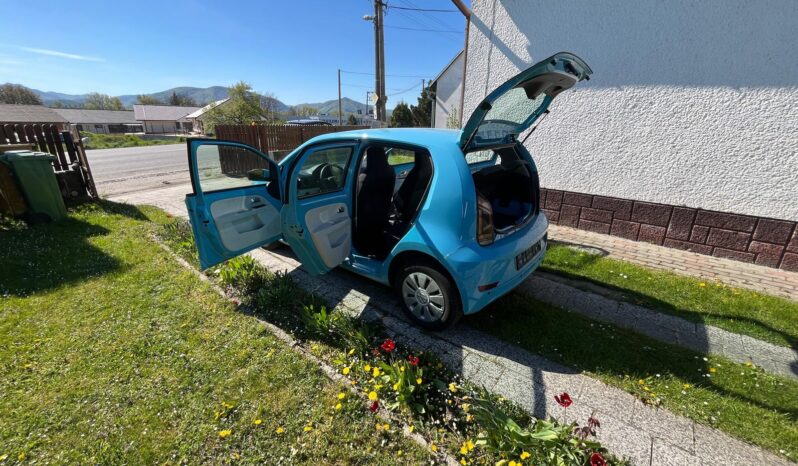 Volkswagen Up Up 1.0 move up Slovakia full
