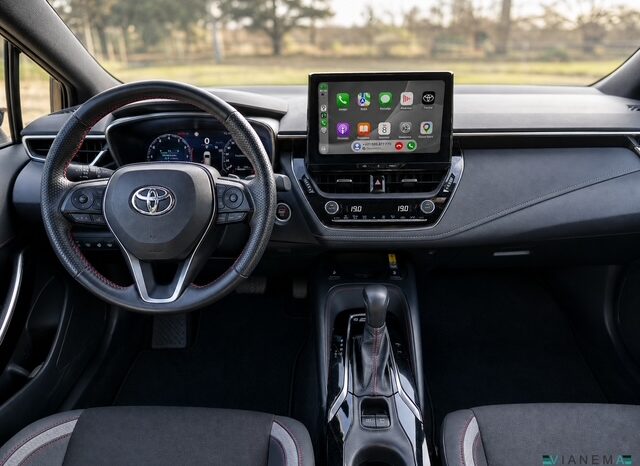 Toyota Corolla Combi HEV 2.0 GR SPORT, DPH full