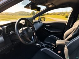Toyota Corolla Combi HEV 2.0 GR SPORT, DPH full