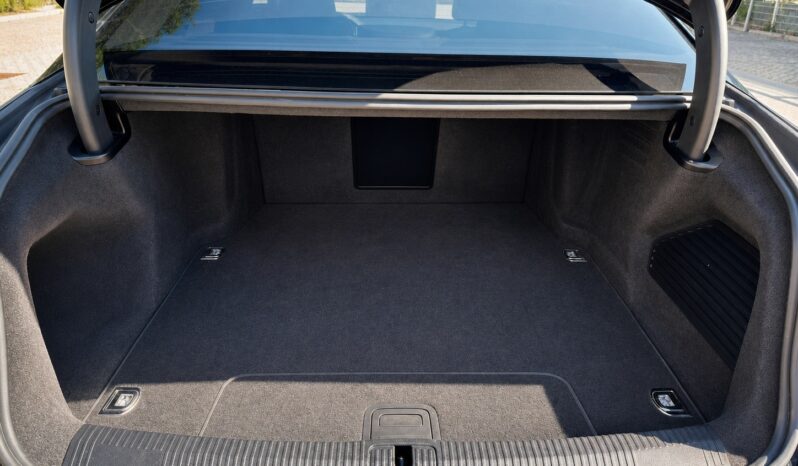 Audi A8 60 TFSIe 250kW Quatrro full