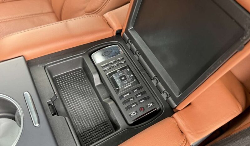 Land Rover Range Rover Vogue 4.4L SDVB Autobiography full
