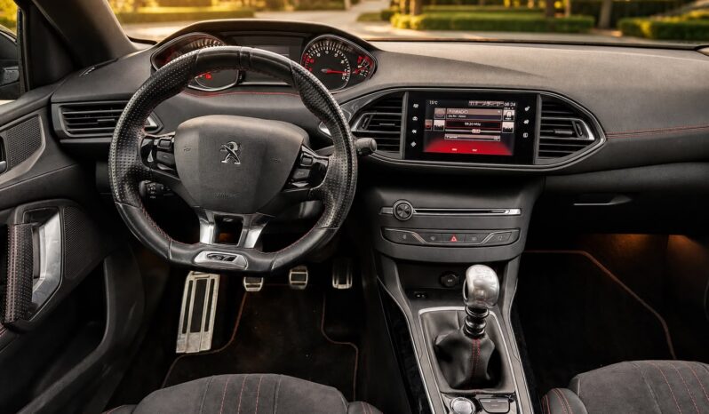 Peugeot 308 Break/SW SW 1.6 THP 205 S S GT full