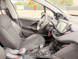 Peugeot 2008 1.2 PureTech Style E6.2 full
