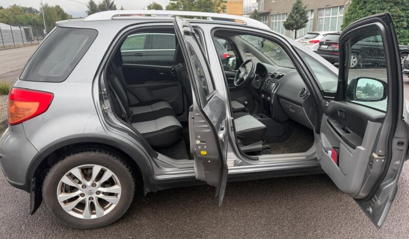 Suzuki SX4 1.6 NAVI 4WD full