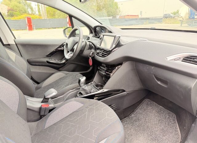Peugeot 2008 1.2 PureTech Style E6.2 full