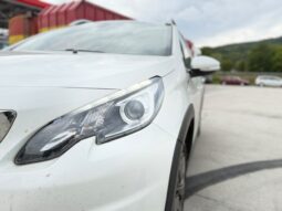 Peugeot 2008 1.2 PureTech Style E6.2 full