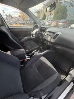 Mitsubishi Outlander 2.0 DI-D Intense full